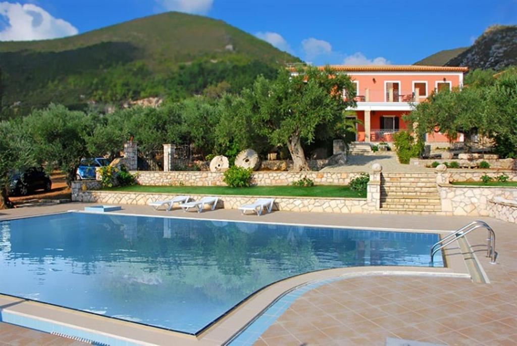 Hotel Anatoli Labreon Agia Marina  Zewnętrze zdjęcie