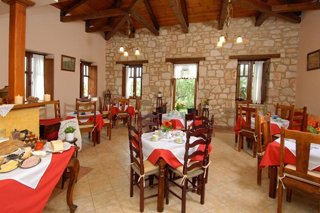 Hotel Anatoli Labreon Agia Marina  Zewnętrze zdjęcie