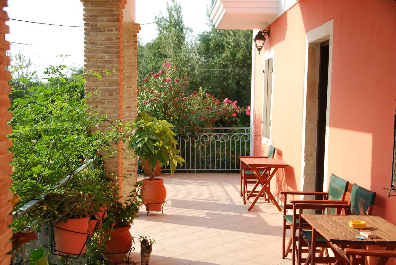Hotel Anatoli Labreon Agia Marina  Zewnętrze zdjęcie