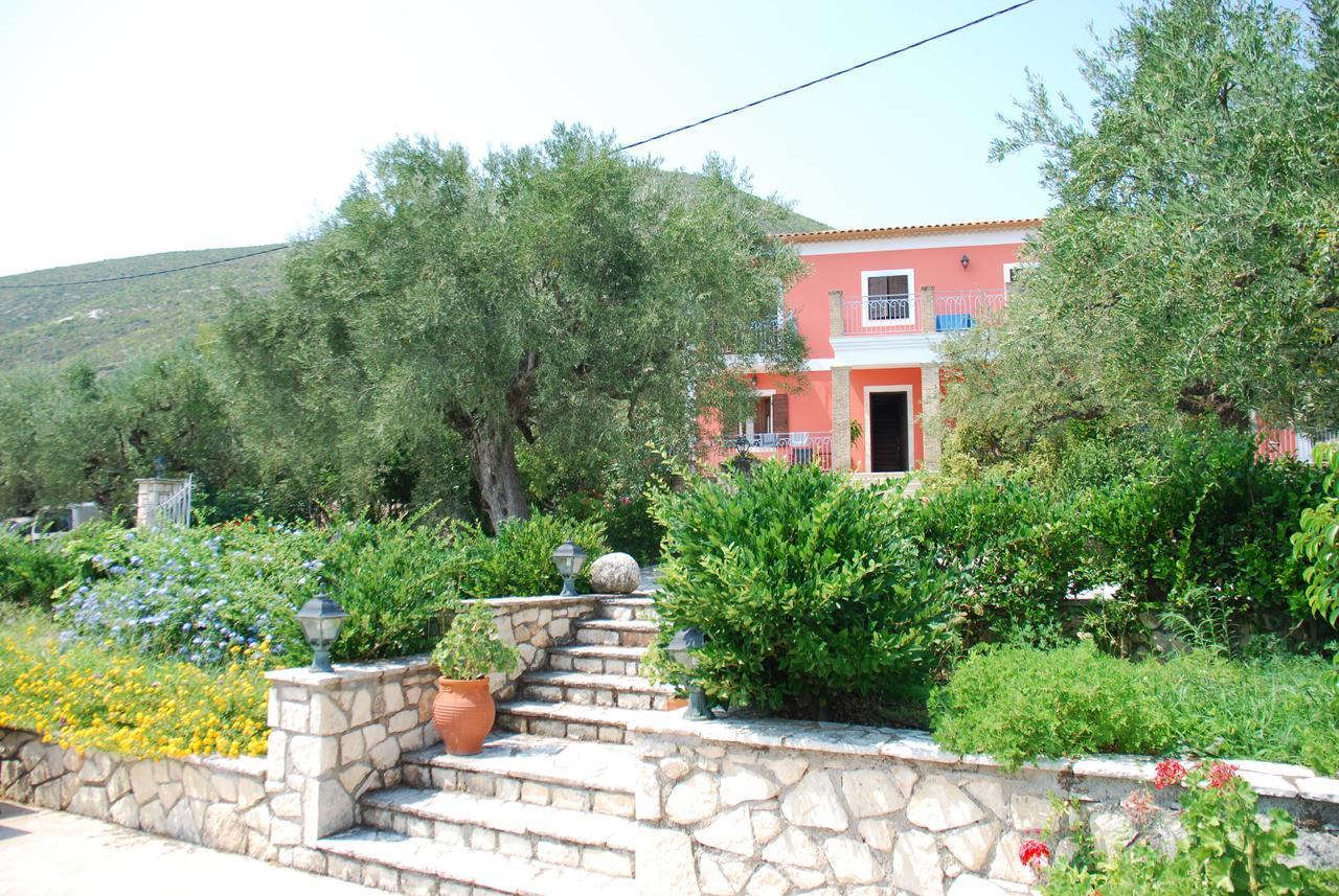 Hotel Anatoli Labreon Agia Marina  Zewnętrze zdjęcie